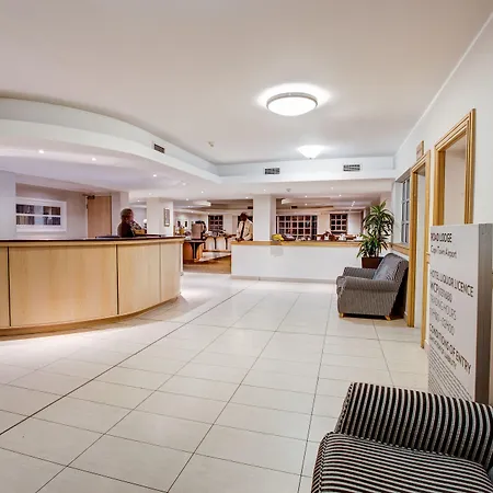 Road Lodge Cape Town International Airport-2
